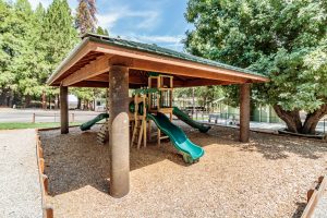 Bass-Lake-At-Yosemite-RV-Park-Kids-Playground