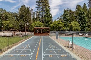 Bass-Lake-At-Yosemite-RV-Park-Shuffle-Board