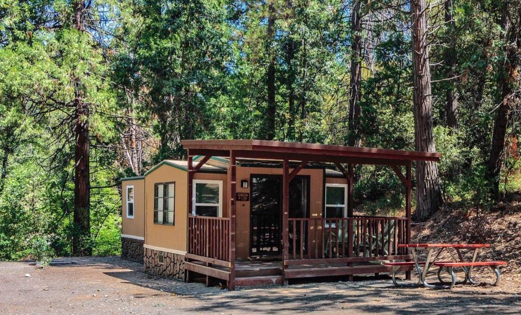 Bass-Lake-At-Yosemite-Cabins