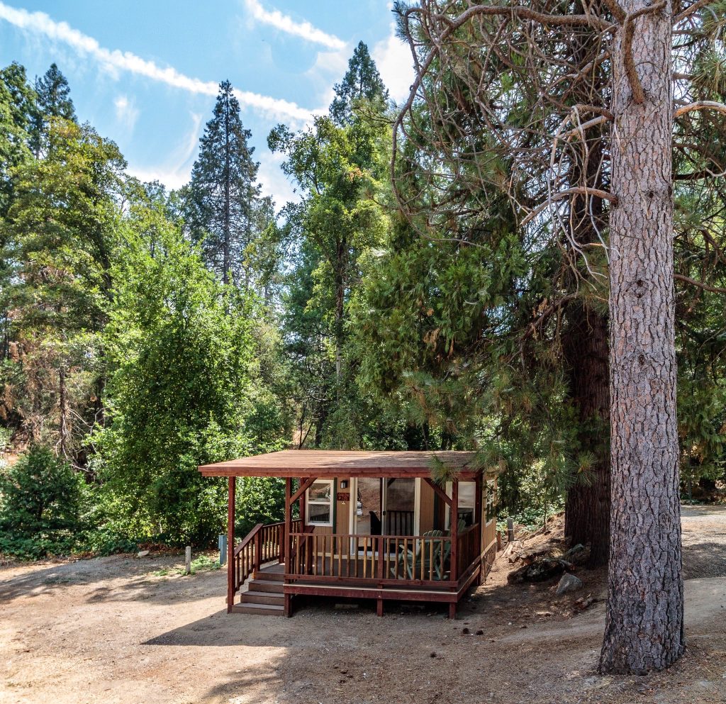 Bass-Lake-At-Yosemite-Cabins